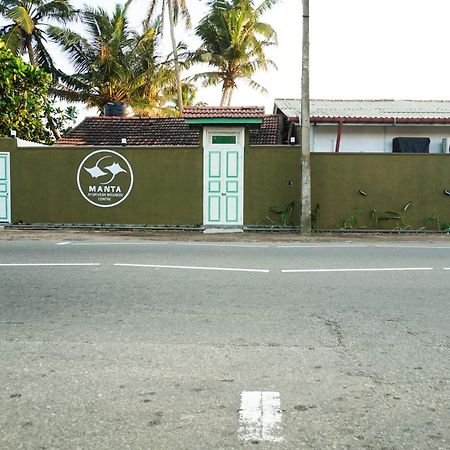 Manta Beach Resort & Ayurvedic Wellness Centre Boossa ภายนอก รูปภาพ